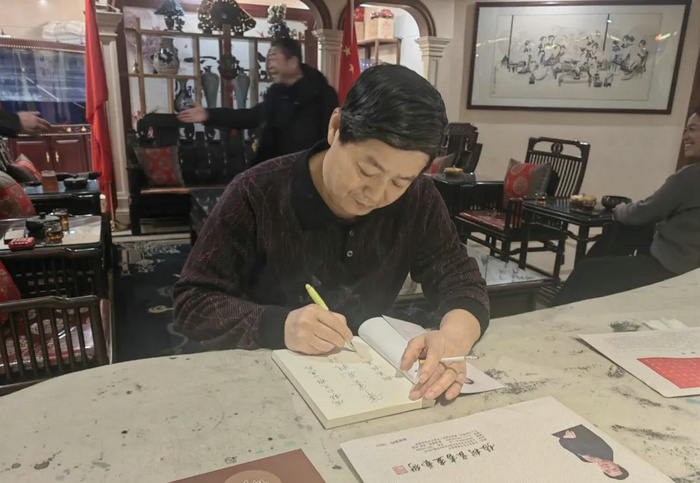 中国地标节联席主席张树良:追光的中国地标人 闪耀的中国地标节 请听歌曲《追光》